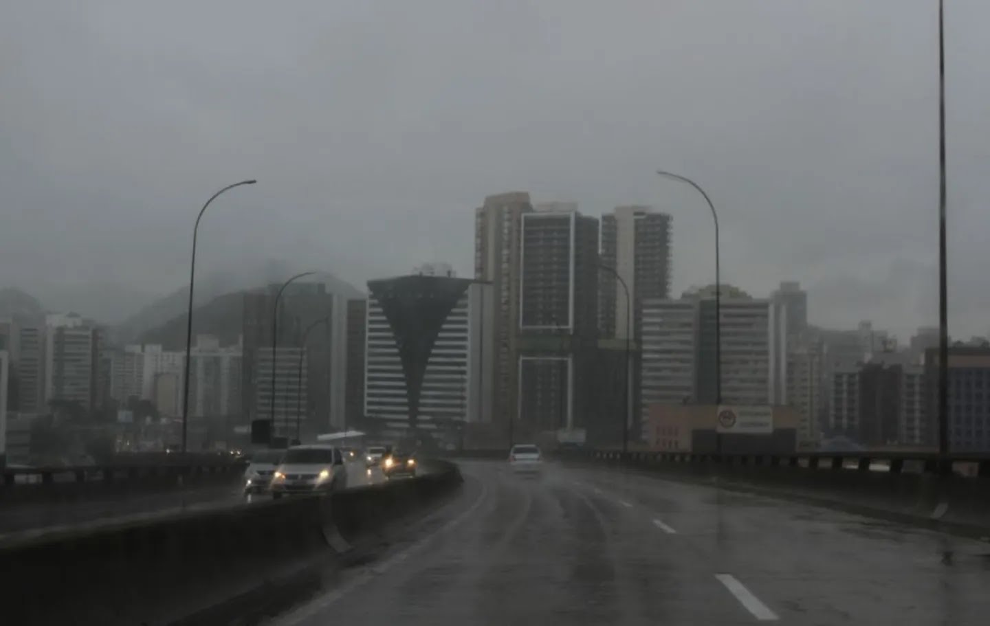 Primeira semana do ano começa com chuva no ES