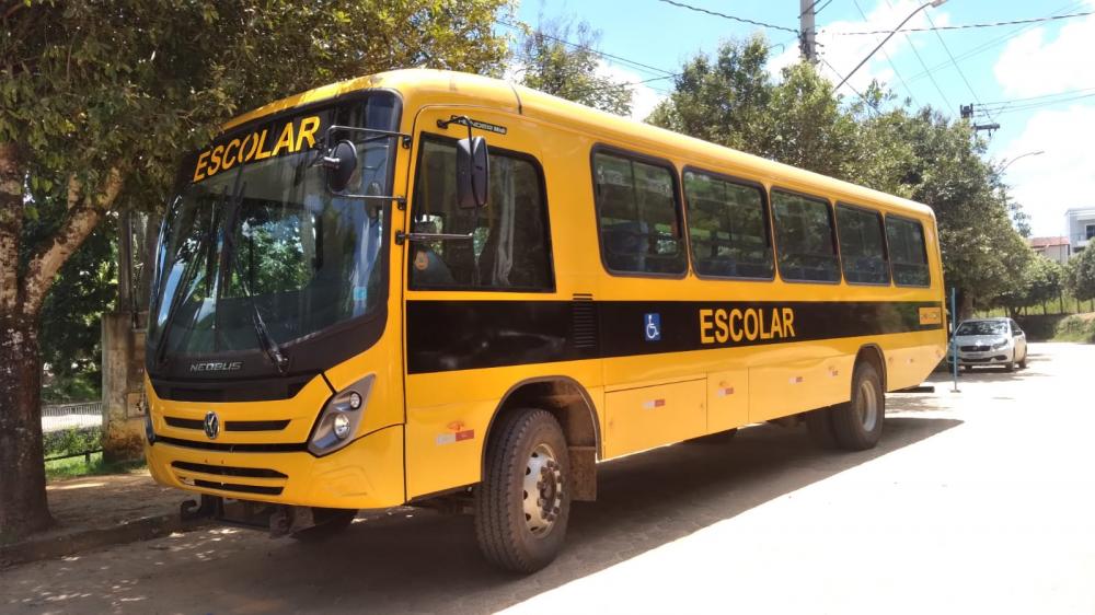 Prefeitura de Rio Bananal comprou 4 novos ônibus para o transporte escolar