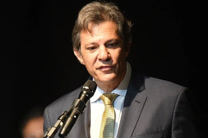 Haddad: fim de isenção mira “concorrência desleal” de empresas estrangeiras