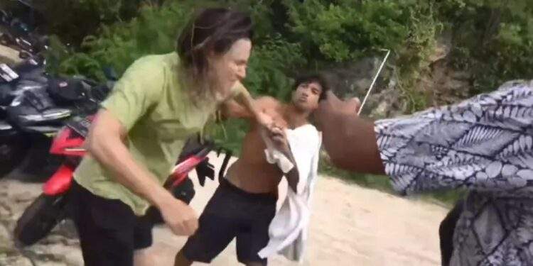 Grupo pede que surfista capixaba que agrediu americana seja desvinculado de Confederação