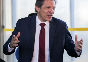 Haddad espera que reforma tributária passe com facilidade pelo Senado
