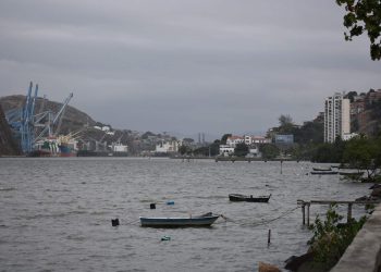 Semana deve começar com sol entre nuvens e chuva fraca no ES