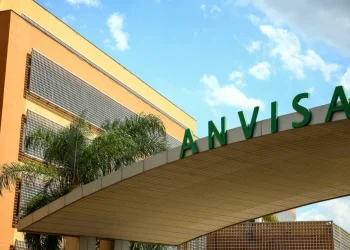 Anvisa autoriza ensaio clínico de novo tratamento contra o câncer
