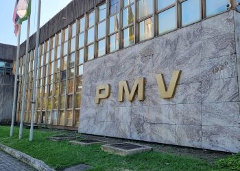 Servidores de Vitória vão receber pagamento antecipado nesta quinta