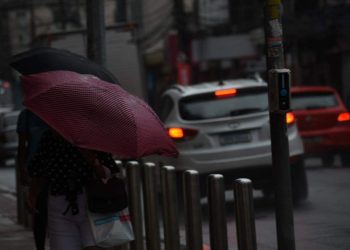 Inmet emite alerta amarelo de tempestade para todos os municípios do ES