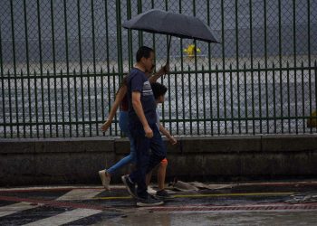Fim de semana chuvoso: ES recebe novos alertas de chuva e ventos intensos