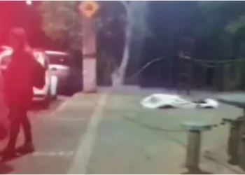 Homem é morto a tiros ao sair para brincar com neto de 5 anos em praça da Grande BH