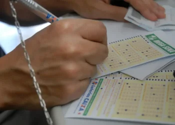 Mega-Sena sorteia nesta quinta-feira prêmio acumulado em R$ 50 milhões
