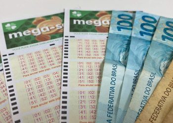 Mega-Sena: 4 apostas da Grande Vitória acertam a quina e faturam R$ 40 mil