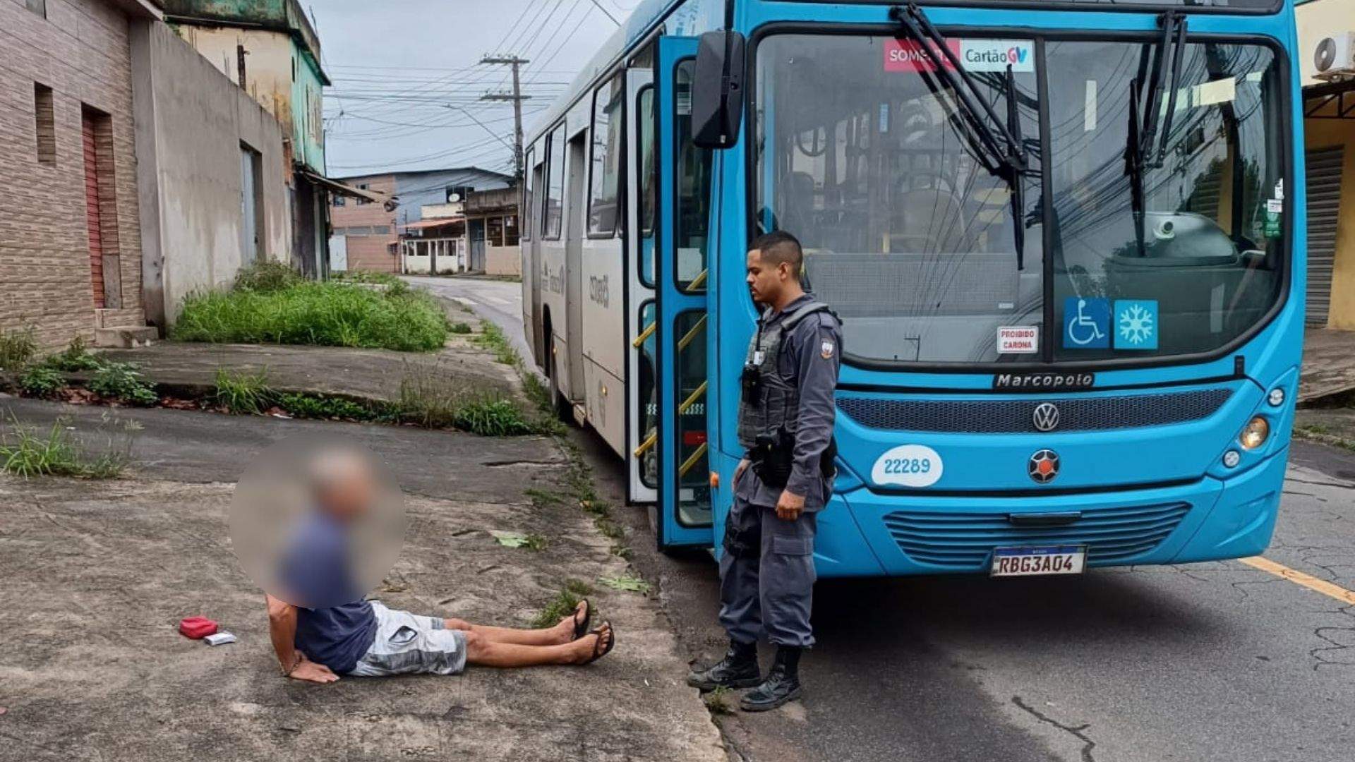 Homem furta ônibus do Transcol no Terminal de Vila Velha e é detido