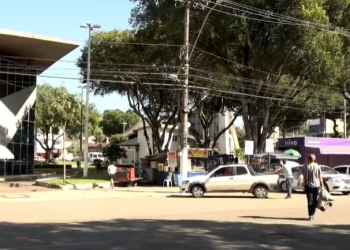 Mulher tenta ajudar vítima de agressão em Vila Velha e termina na delegacia