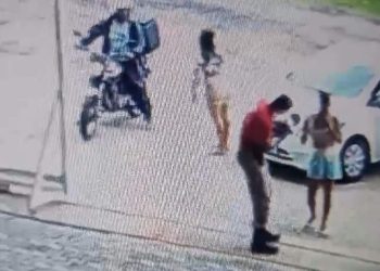 VÍDEO | Bebê engasga com leite materno e é salvo por bombeiro no Sul do ES