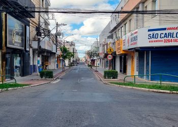 Comércio e repartições públicas fechados em Linhares no feriado da Proclamação da República