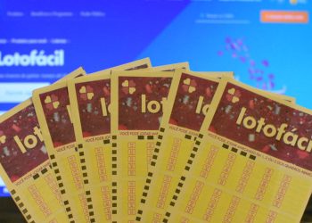 Duas apostas vão dividir prêmio milionário da Lotofácil; veja resultado