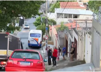 Jovem é assassinado na casa da namorada na Grande BH, e ex da mulher é suspeito