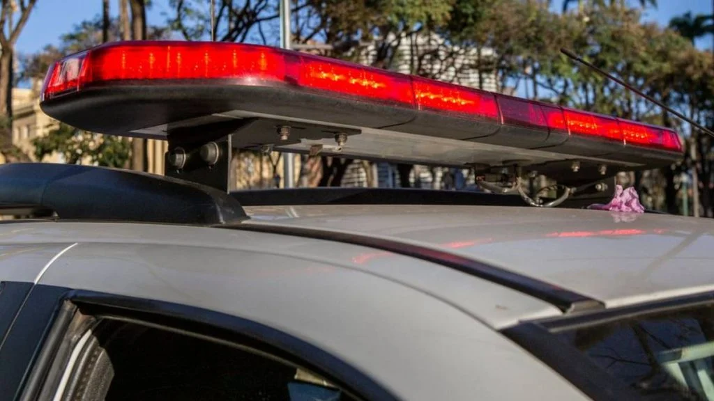 Casal é preso após morte de criança com paralisia cerebral na Grande BH
