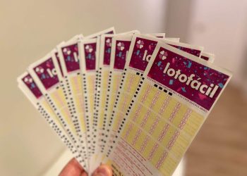 Lotofácil: duas apostas acertam números e vão receber meio milhão