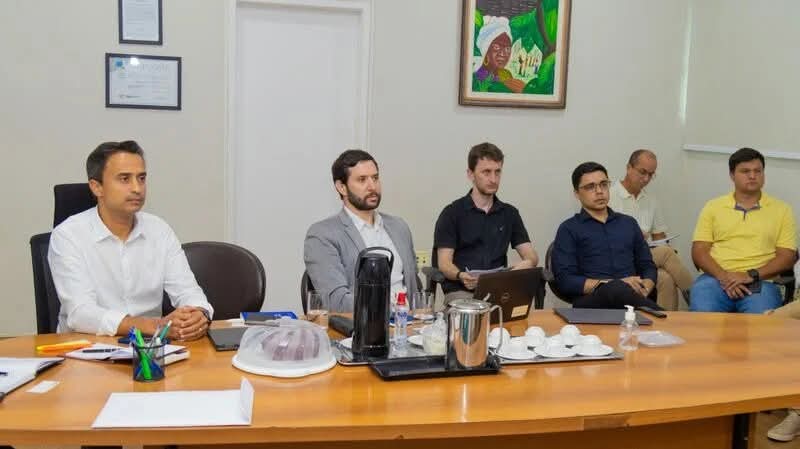 Prefeitura de Linhares recebe comitiva do BID para apresentação do projeto Interbairros Prefeitura de Linhares recebe comitiva do BID para apresentação do projeto Interbairros