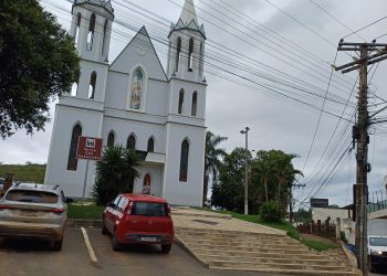 Igrejas de Santo Antônio e São Sebastião em Rio Bananal vão badalar sinos hoje às 18h em homenagem ao Papa Francisco