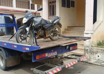 PM apreende motocicleta com chassi adulterado em São Domingos do Norte
