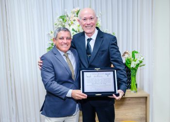 Câmara de Rio Bananal homenageia Dr. Elciro Dias Serafim por décadas de dedicação à saúde