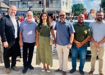 Marcos Garcia se destaca em desfile cívico em Sooretama e reforça pré-candidatura à Assembleia Legislativa