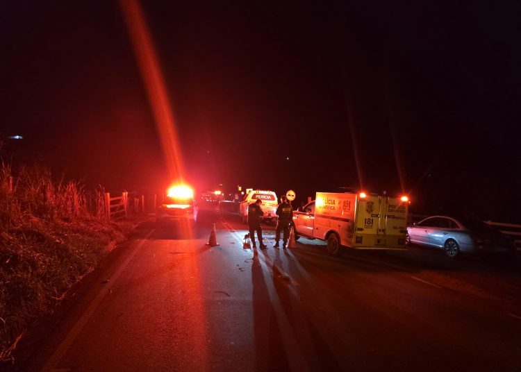 JOVEM DE 26 ANOS MORRE EM GRAVE ACIDENTE NA ES-245 EM RIO BANANAL NO DIA DAS MÃES